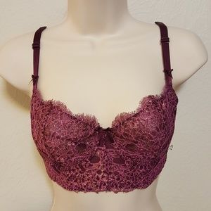 NWOT-VS push-up lace bustier